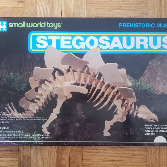 Small World Toys Prehistoric Museum Wooden Puzzle Dinosaur - Picture 2 of 11